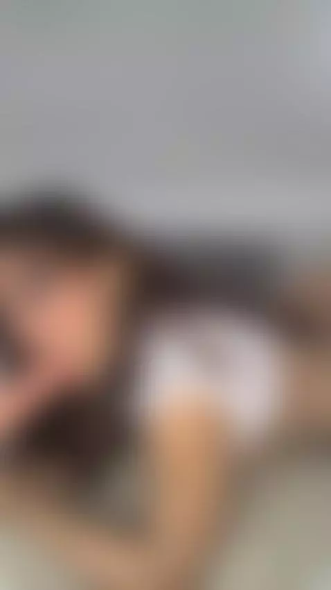 asi o mas profundo?😈 by izzyhot