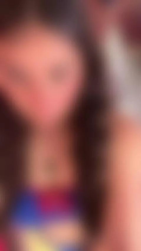 esta princesa quiere accion 😈 by eloisesweet