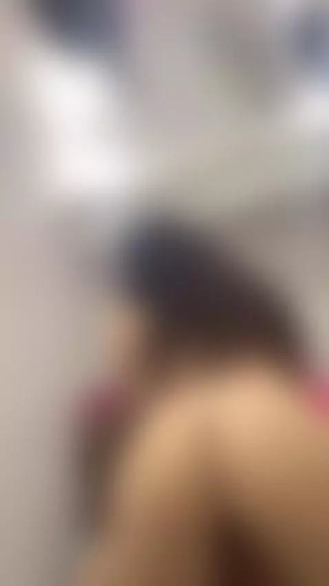 ponte aqui debajo de mi para saltarte🤭 by eloisesweet