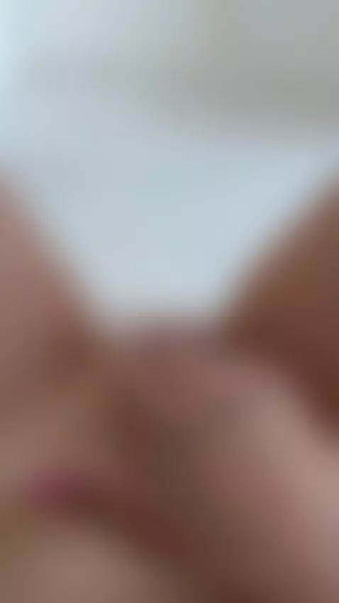 Wet pussy rubbed hard by tattooed fingers 😘 by anelliabarbie