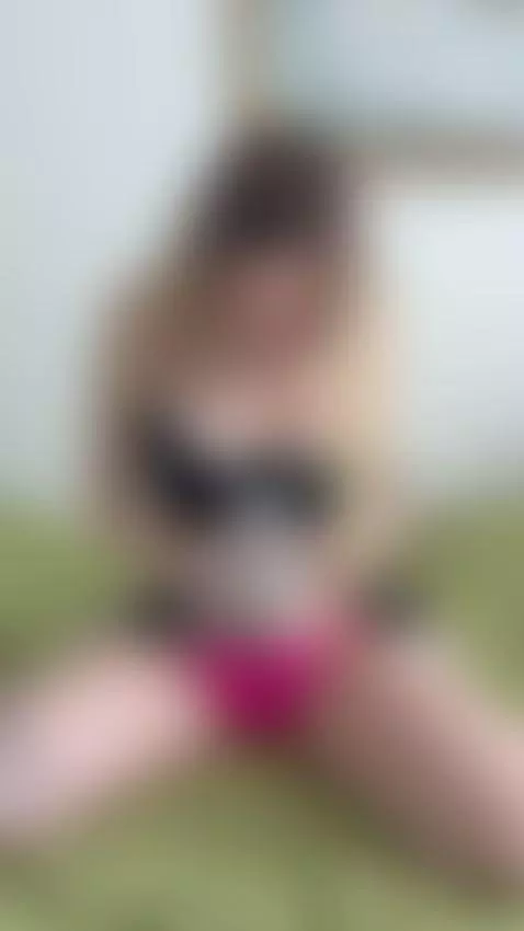 Thick thighs spread, fingers sliding through wet pussy 👅 by anelliabarbie