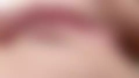 Do men prefer a hairy or shaved pussy? by kaya18model