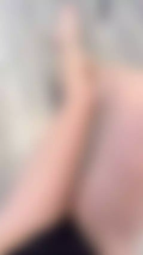 Say yes if you'd like more nudes from me by kaya18model