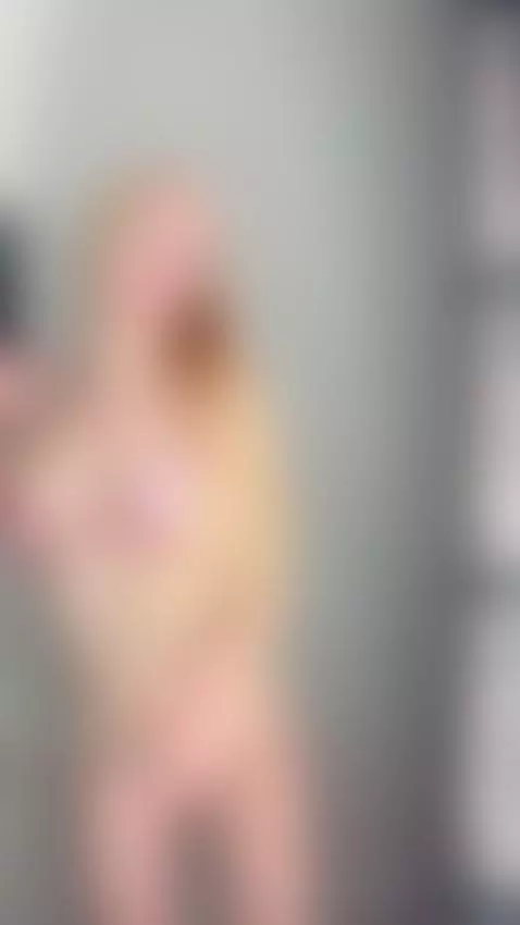 lipsthatgrip, gonewild, hotwife by marrywhitee