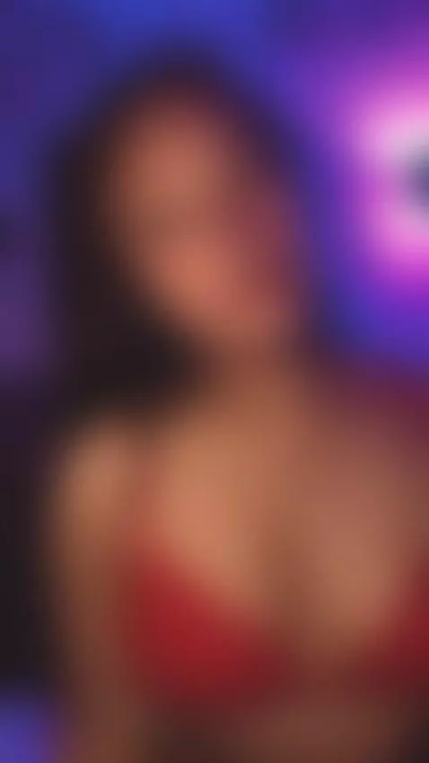 Hey, see me 🥵🍑 by liuulee