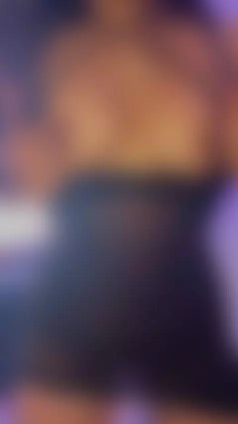 Hey 🍑🍒 by liuulee