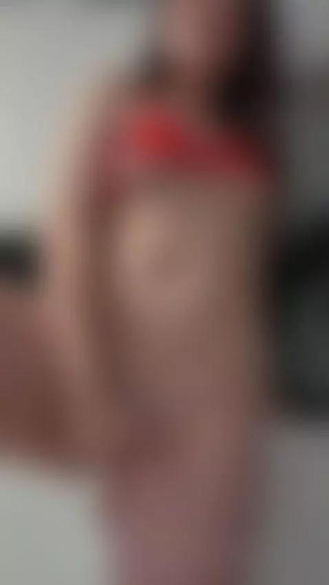 My pussy is looking for a playmate by vinellvoss