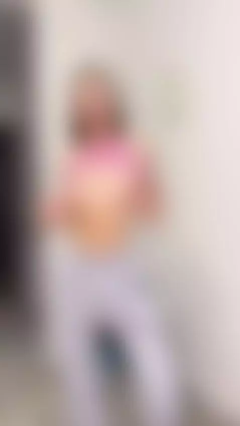 They should be in your mouth rn by yourrosalia