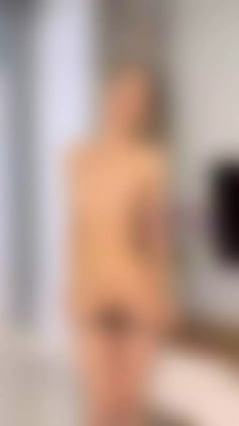 Can I send you nudes like this daddy? by yourrosalia