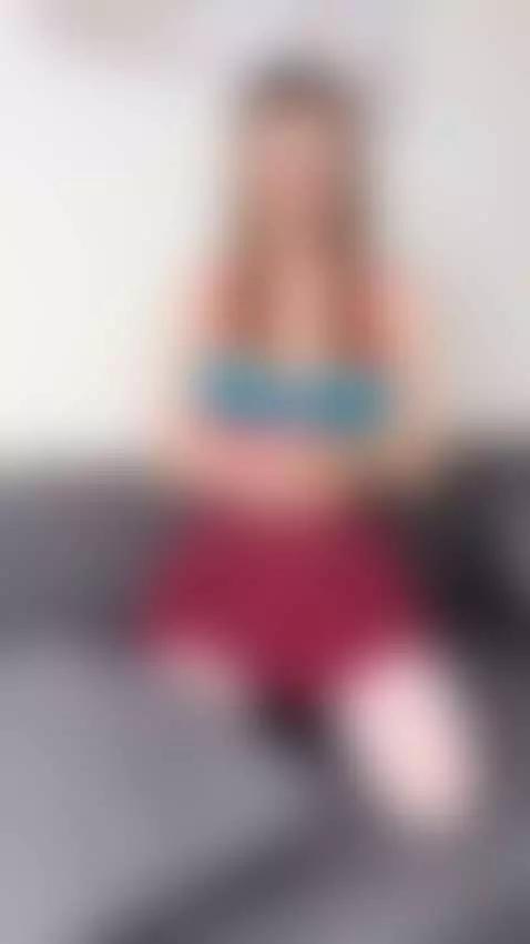 What's the first word you think of when you see me by yourrosalia