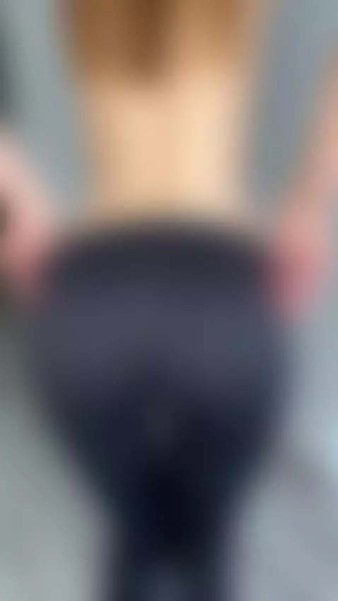 I hope you want to eat my pretty ass by yourrosalia