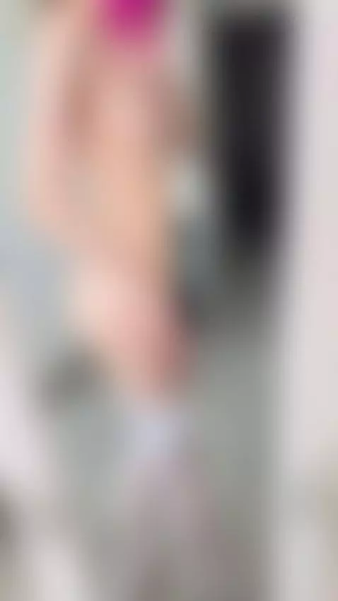 When I'm really horny I want my asshole filled up by yourrosalia