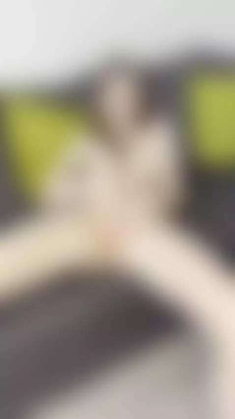 Drop a 🍆 if you’re gonna cum with me 😇 by yourrosalia