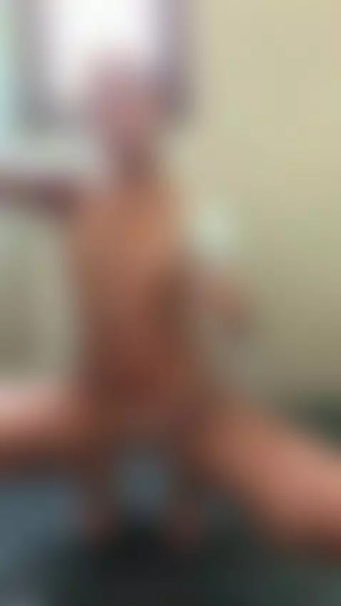 come to my shower by roshellesweety