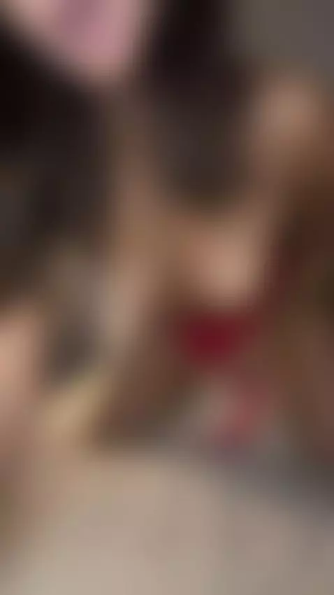 do you like my nipples? by roshellesweety