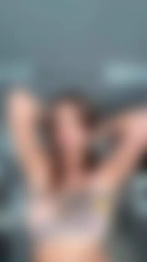 am i angel? by roshellesweety