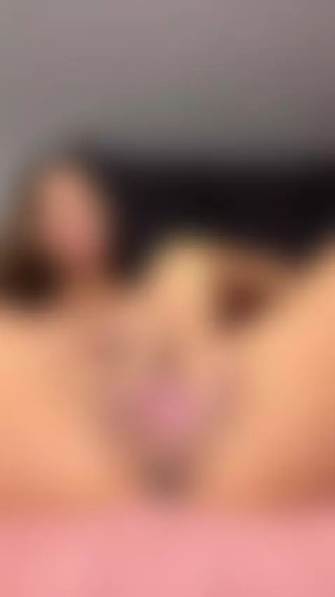 creamy pussy by roshellesweety