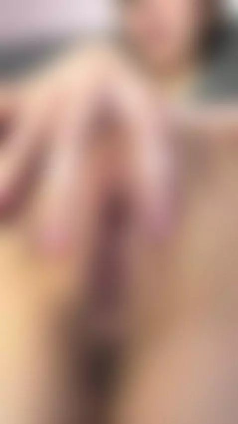 Close-up pussy by magylolli