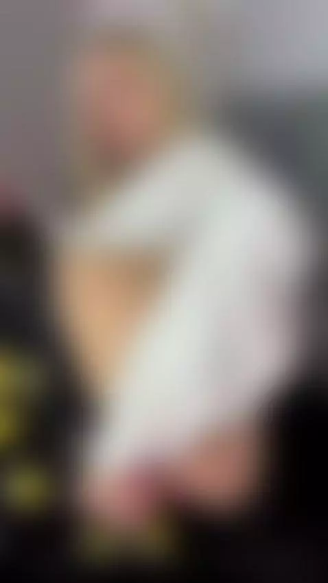 How about some fun, handsome? 💋 by scarlettcross