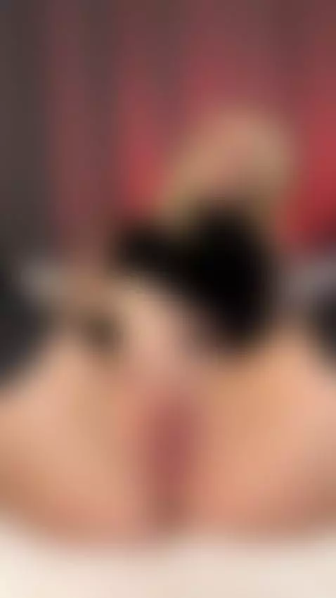 Private vibes on my OnlyFans,  link in bio 👀 by scarlettcross