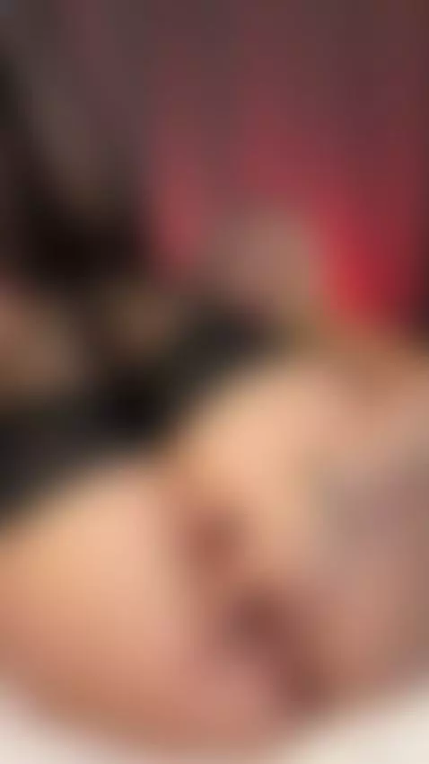 Don’t be shy—meet me on OnlyFans (bio) 💦 by scarlettcross