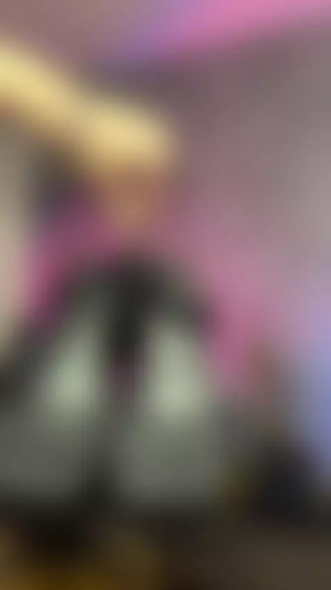 I’m posting the wildest stuff on my page, OnlyFans in bio! 😈 by scarlettcross