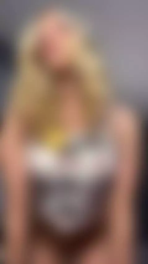 I’m way more explicit on my page, OnlyFans in bio! 🔥 by scarlettcross