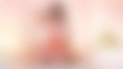 Not loud. Not rushed.
Just eye contact, curves and intention... by antonella-diiaz