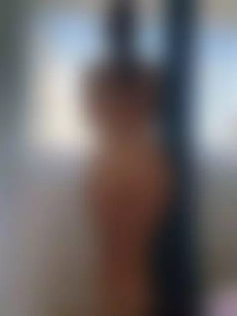 I wonder how many men have jerked off to my ass by milamilflove