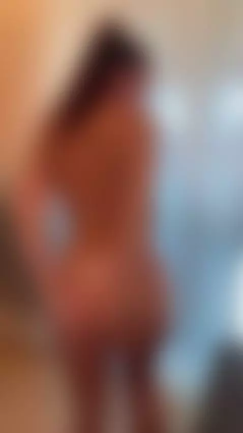 Who wants to fuck my tight ass no warm up? I deserve it by milamilflove