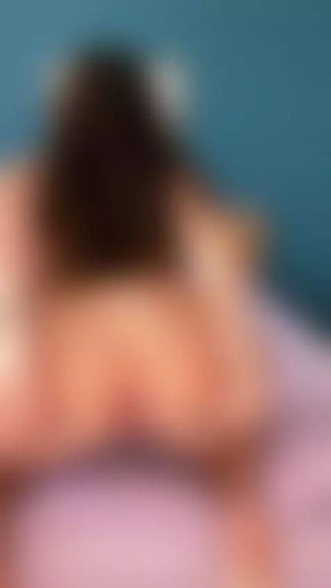 I dare you to lick my ass in public by milamilflove