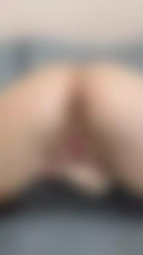 Do older men genuinely enjoy the taste of pussy? by eveliinaa