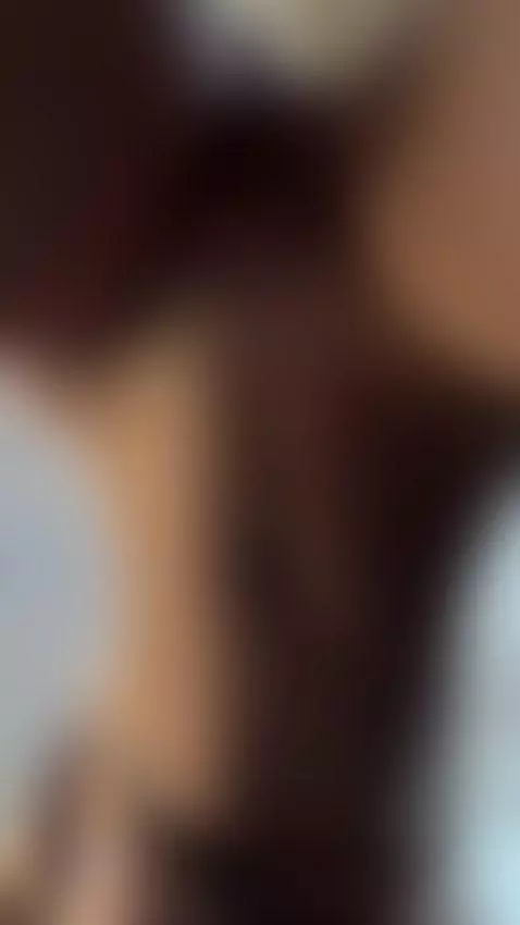 Do men on fikfup like my boobs? by eveliinaa