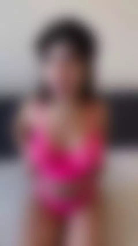 I could be the perfect fuckdoll if you handle me properly by eveliinaa