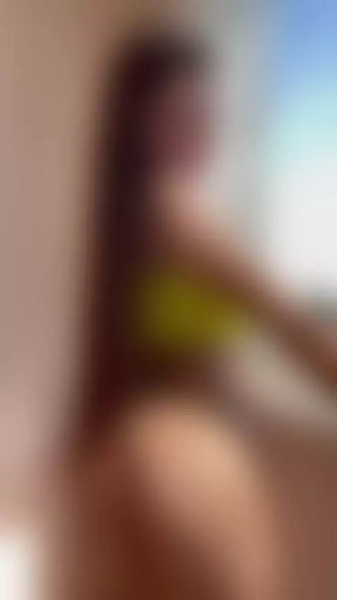 My ass is ready to be fucked by eveliinaa