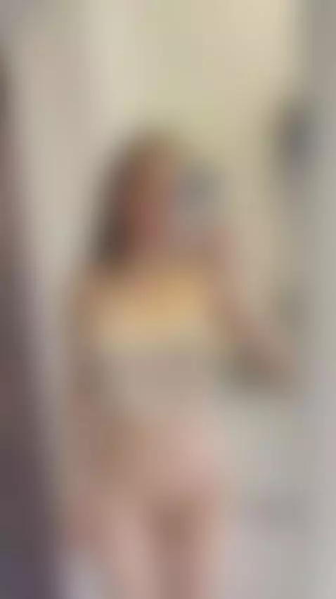 🔞Young slim brunette on the edge again 🍑 Join my OF by kattydesiire