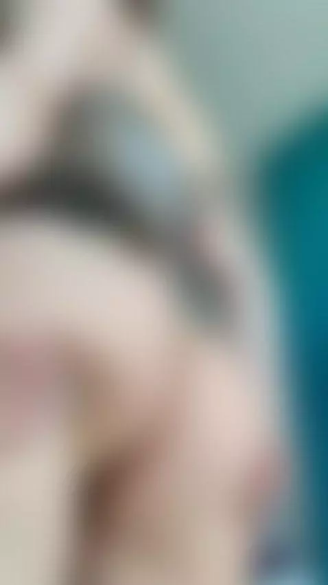 🔥Young slim brunette ready to squirt again 🍑 Unlock OF by kattydesiire