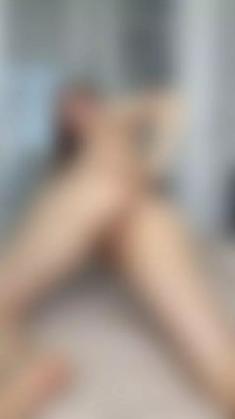 💋This young slim brunette is so horny and teasing 🔥 Join OF by kattydesiire