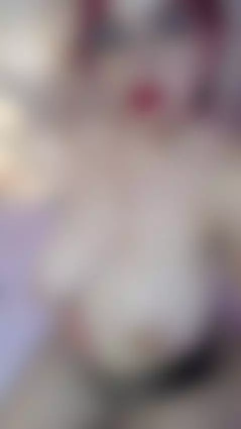 Today I want cuddles... and pranks 🌸 by liaroise