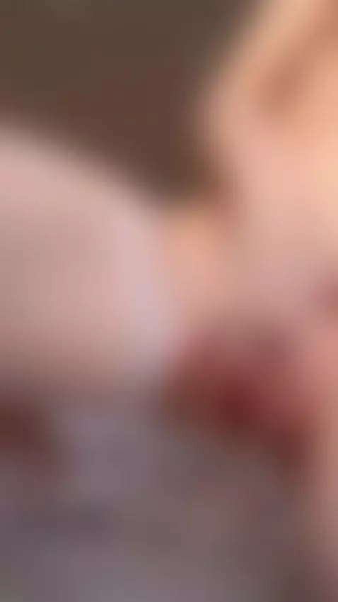 Wet and pretty pink spot by nekokitsunegirl