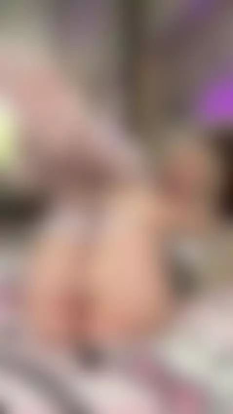 Cuming in 3…2….1 by velvetjoy