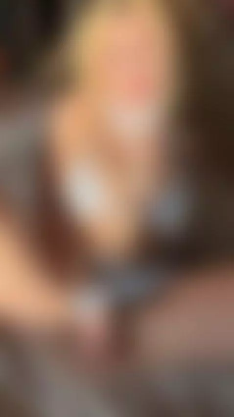 It's happy hour by velvetjoy