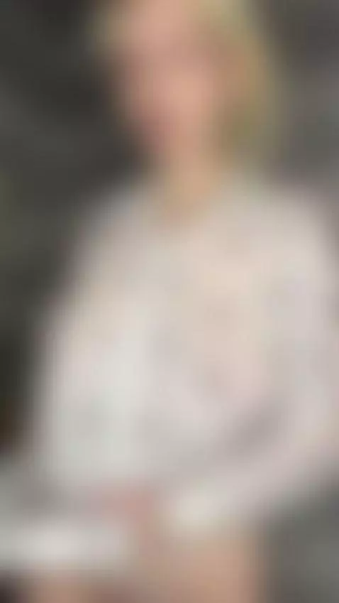 Hot OnlyFans model by velvetjoy