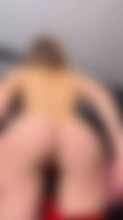 Tonight, I’m yours to imagine 😏💋 by anniemorricone