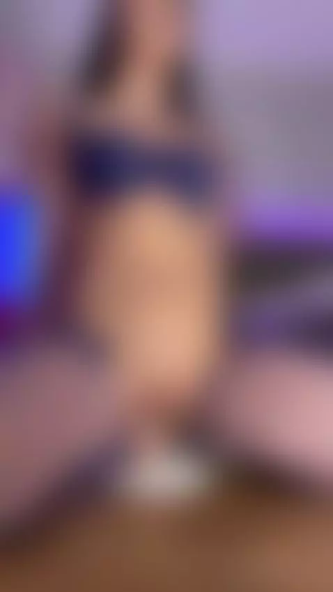 I hope my body can make you horny tonight by mabelduvale