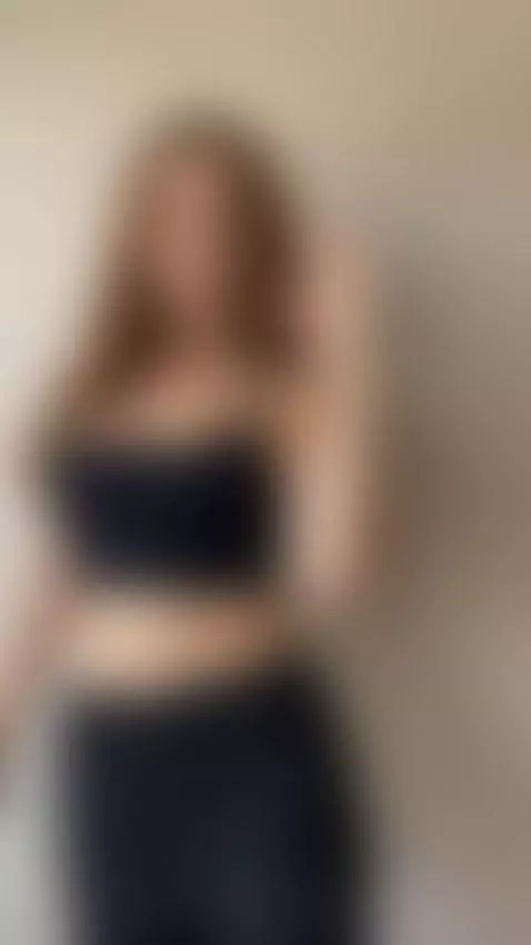 Tell me, Daddy, where are you? I can't see you 🙇🏻‍♀️ by itsaliparker