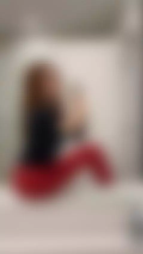 If I go closer to the shore, I get excited 🫣 by itsaliparker