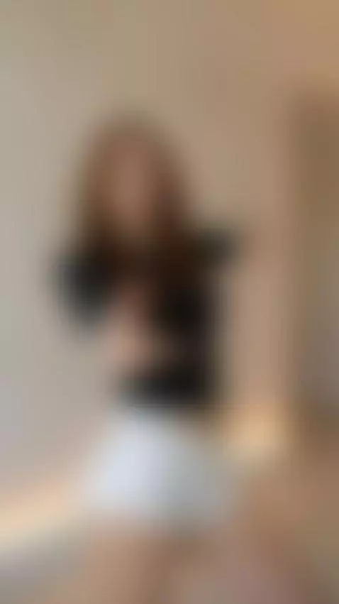 If I draw a circle around you, you'll fall in love by itsaliparker