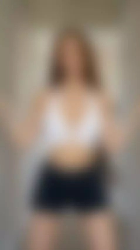 Do me a favor Tarara by itsaliparker