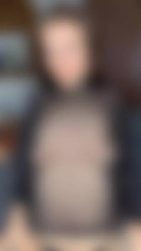 I don't post everything at once.
Everything is on OnlyFans by eliafire